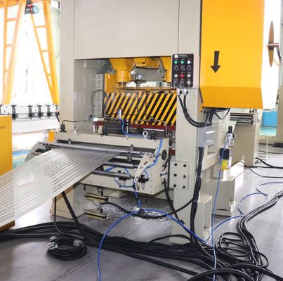 স্বয়ংক্রিয় পঞ্চিং এবং দৈর্ঘ্য কাটা উৎপাদন লাইন